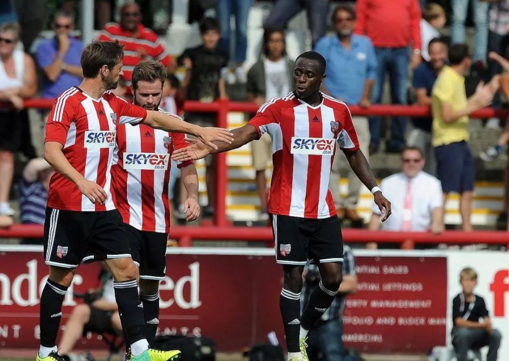 关于法兰克福:全力冲击杯赛胜利的信息 关于法兰克福:全力冲击杯赛胜利的信息