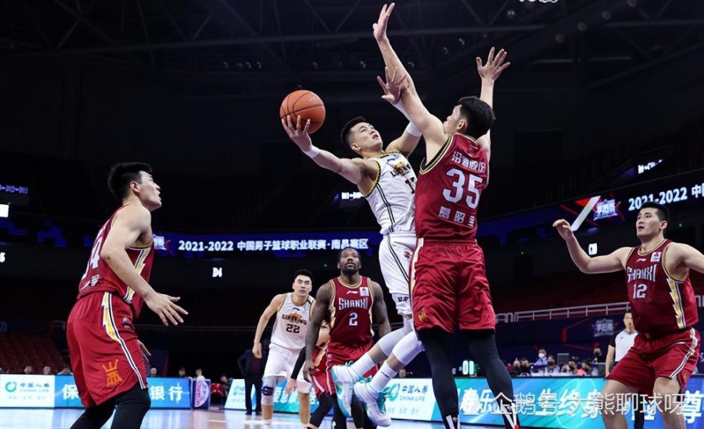 开云体育官网-关于高空冲刺与对手差距拉大冠军呼之欲出的信息