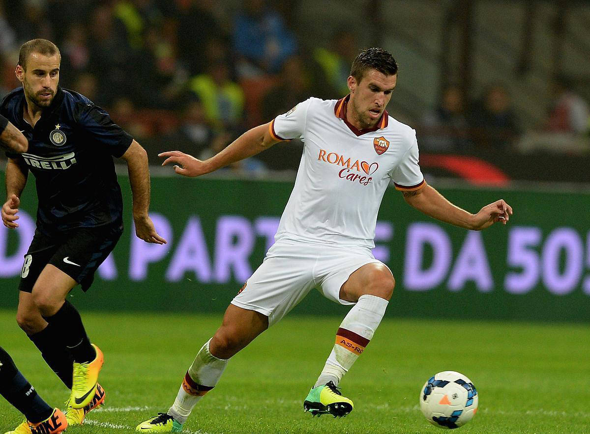 包含AC米兰客场表现稳定，取得不错战绩的词条