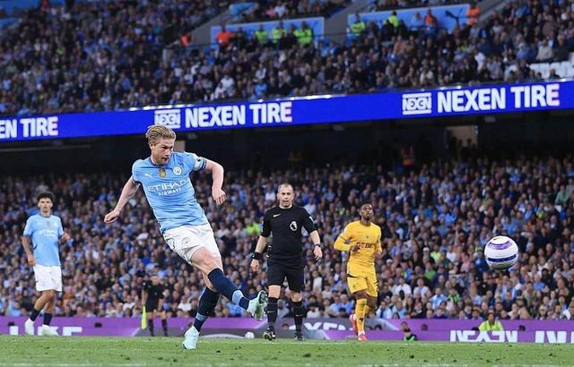 英超球队备战关键战,拼尽全力求胜 英超球队备战关键战,拼尽全力求胜