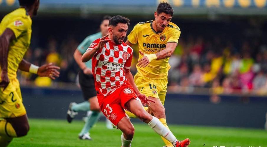 开云下载-巴拉多利德球员克服伤势回归的简单介绍