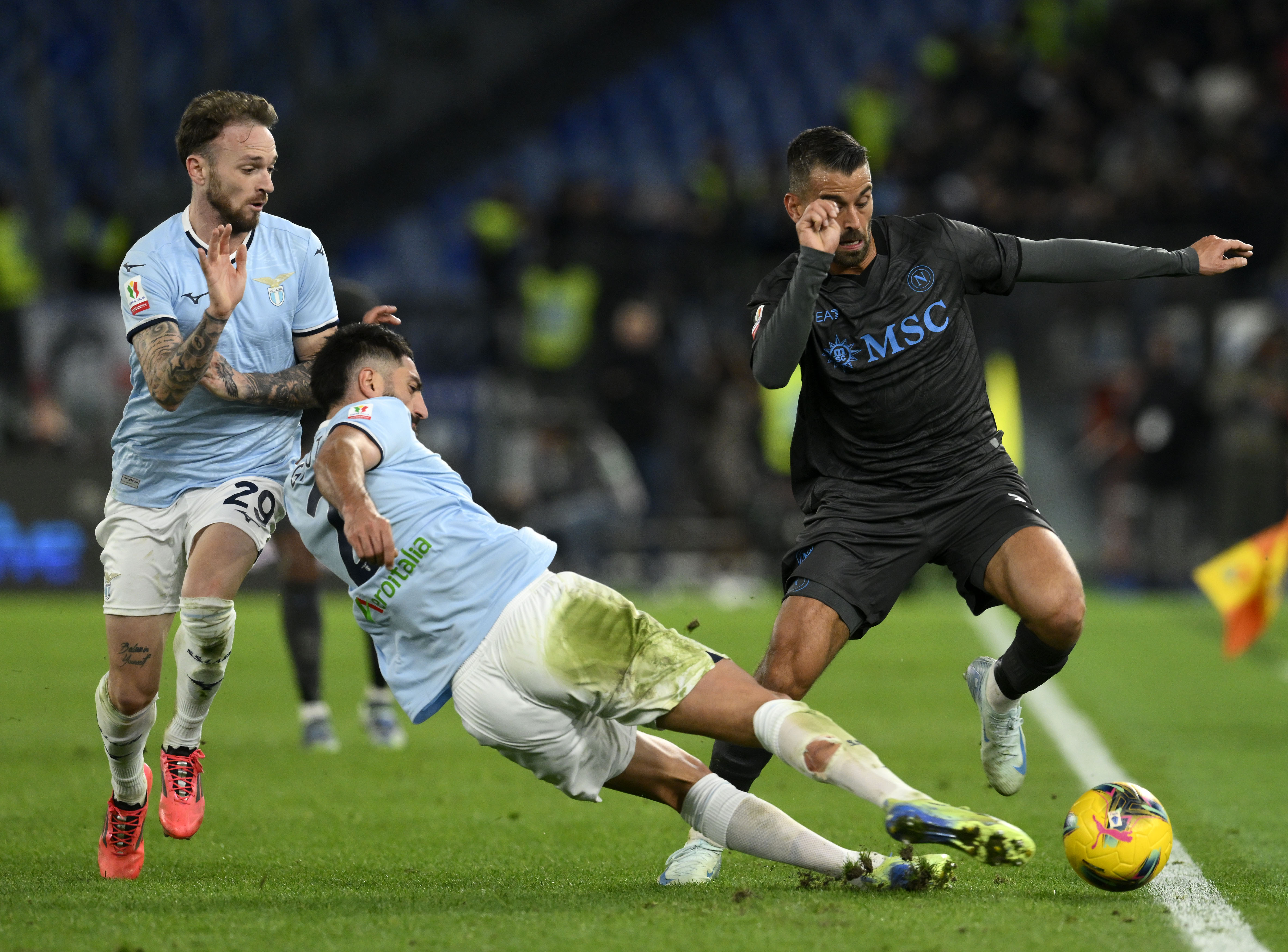 开云体育app-拉齐奥击败热那亚，大比分4-1获胜的简单介绍