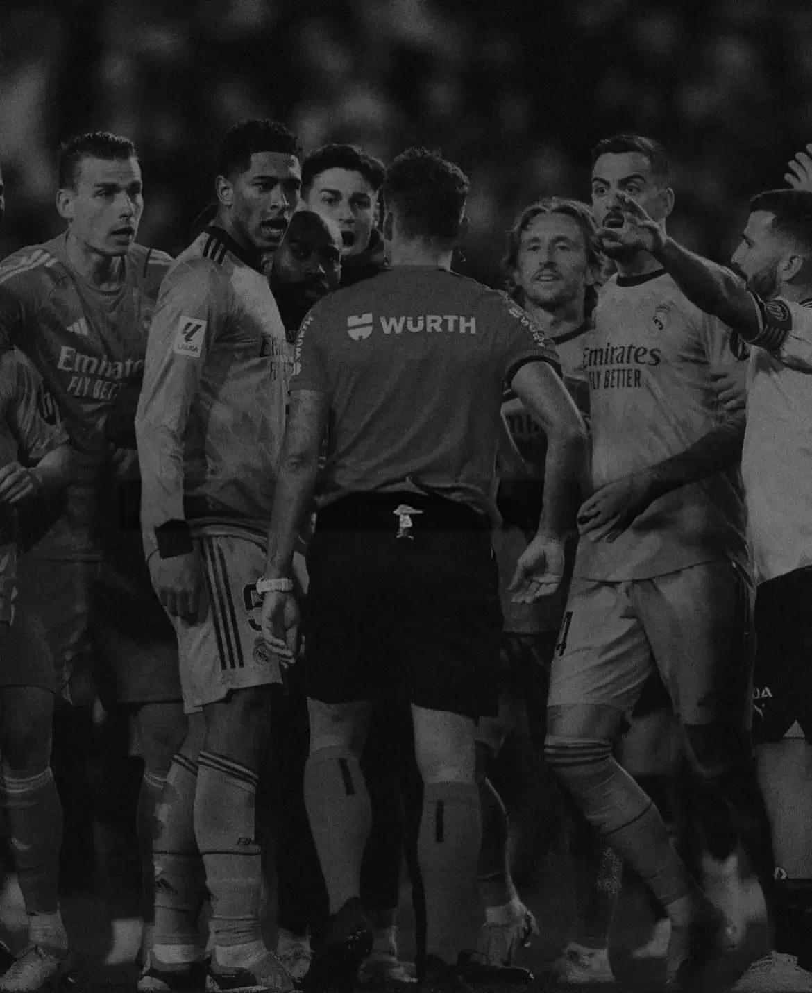 包含瓦伦西亚客场不敌对手,战绩告急的词条 包含瓦伦西亚客场不敌对手,战绩告急的词条