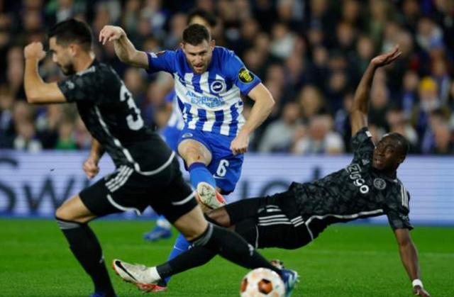 开云体育app-布莱顿高举胜利战袍士气飙升的简单介绍