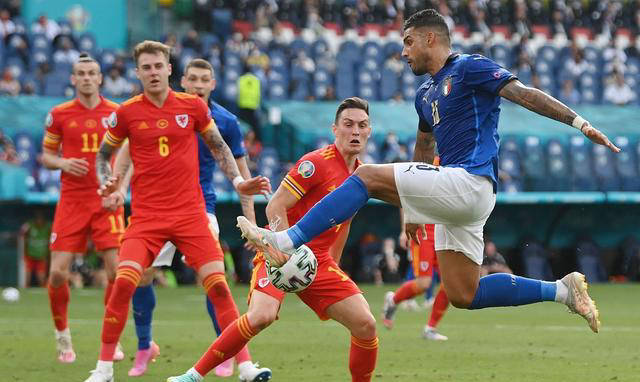 佛罗伦萨队主场比赛中取得胜利 佛罗伦萨队主场比赛中取得胜利