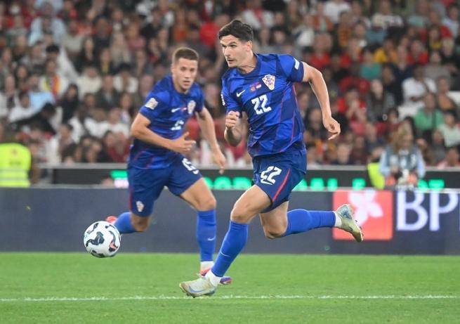 斯洛伐克队击败对手，晋级下一轮比赛