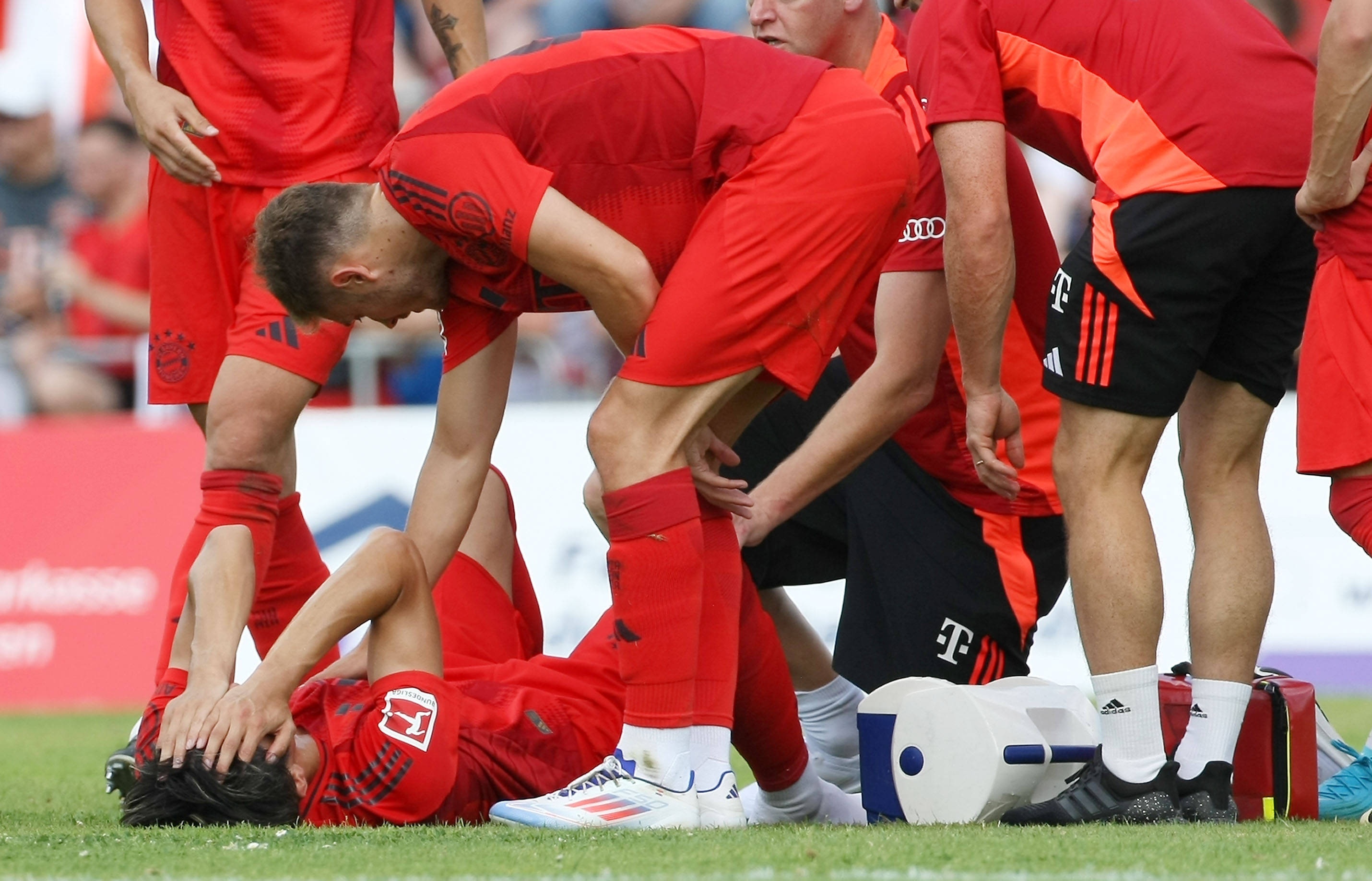 开云体育下载-包含队长受伤，球队迎来新挑战的词条