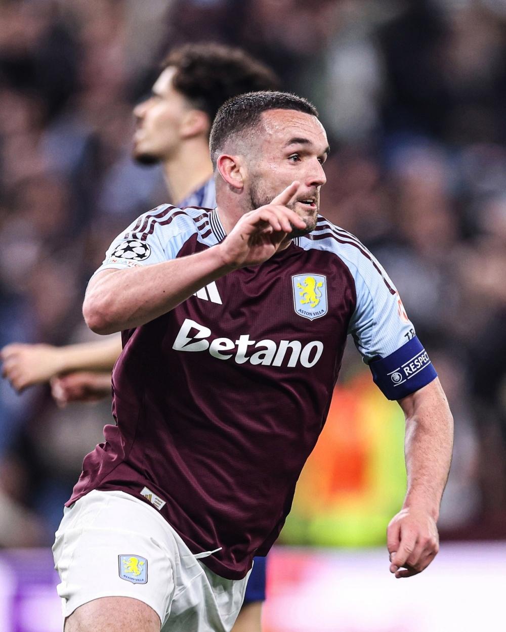 包含阿斯顿维拉客场惊险逆转，斩获分的词条