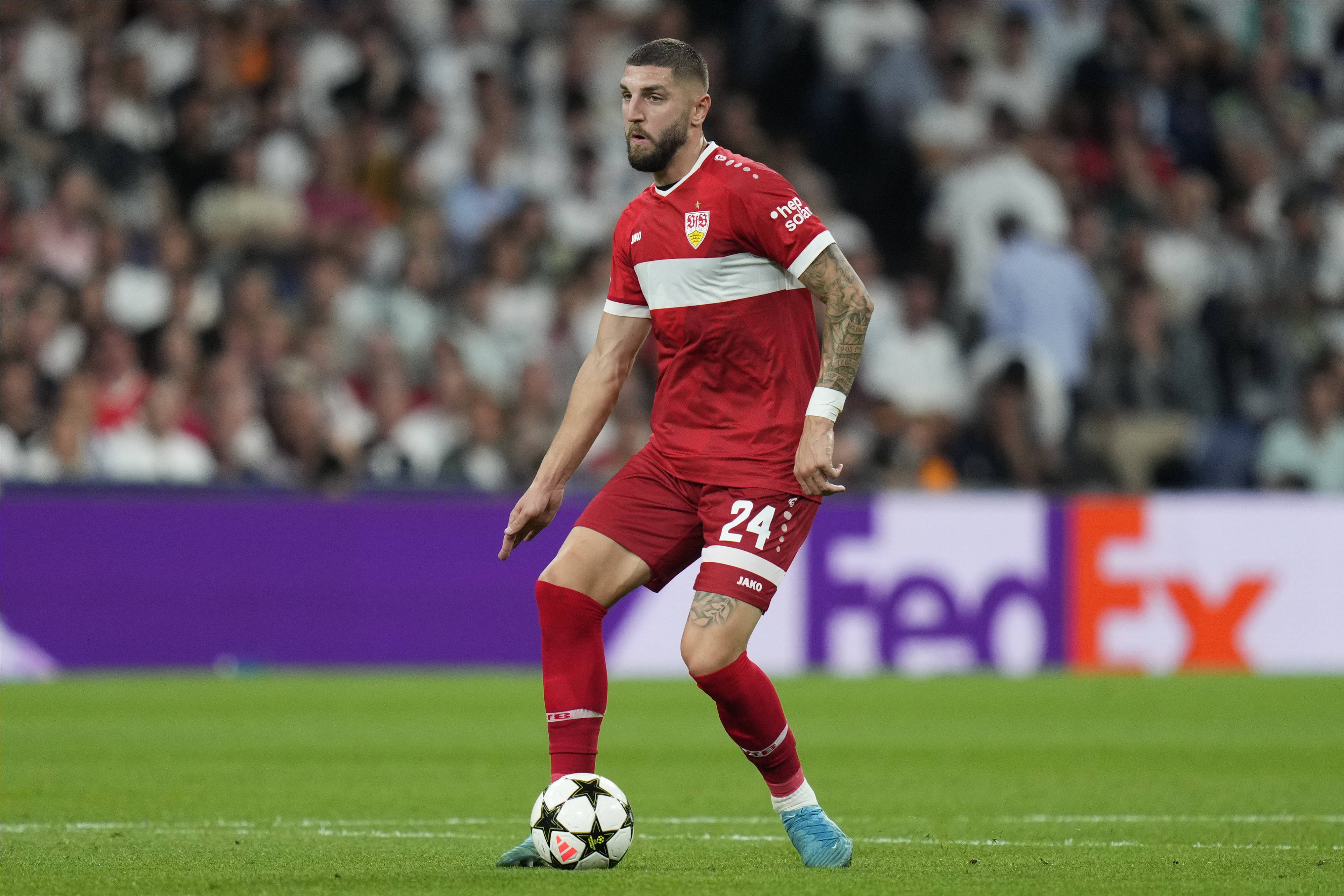 开云官网-斯图加特攻防互补，球队实力倍增