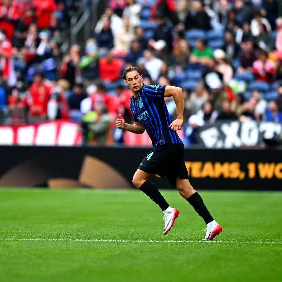 关于意甲豪门齐聚一堂，比赛异常激烈的信息