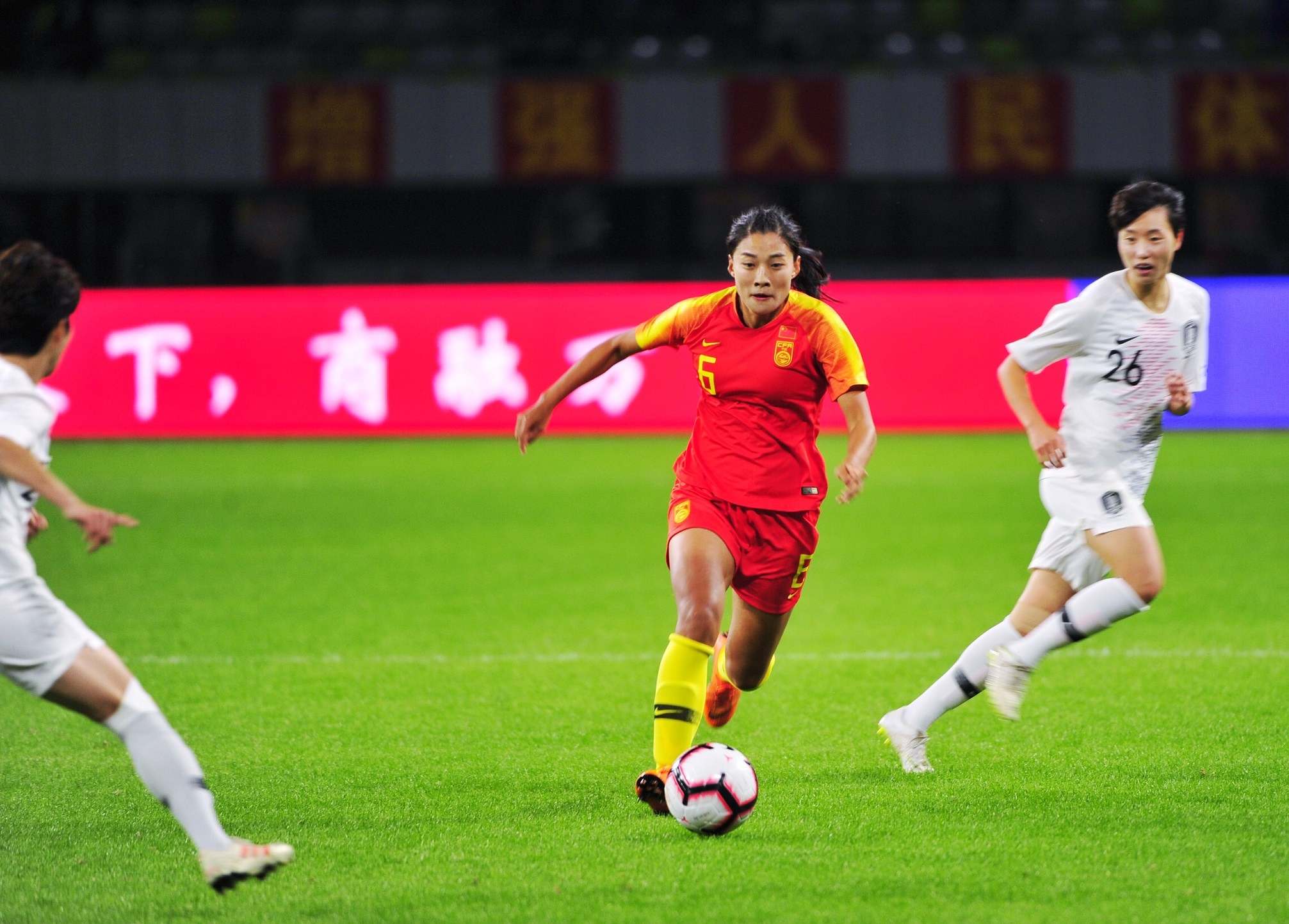 开云官网-包含女足菁英赛场，中国队夺冠夺冠盛况的词条