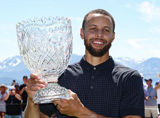 香港举行高尔夫比赛,湖人表现遗憾 香港举行高尔夫比赛,湖人表现遗憾