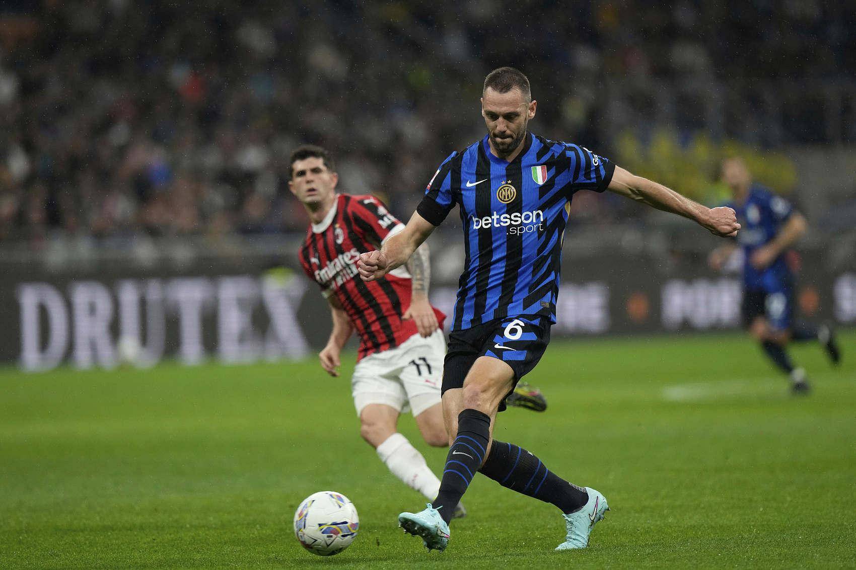 包含AC米兰大胜对手,继续领跑积分榜的词条 包含AC米兰大胜对手,继续领跑积分榜的词条