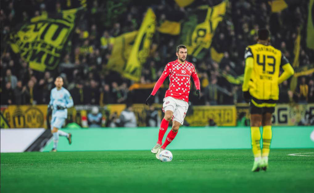 开云体育下载-美因茨遭遇意外失利，欧冠资格不稳