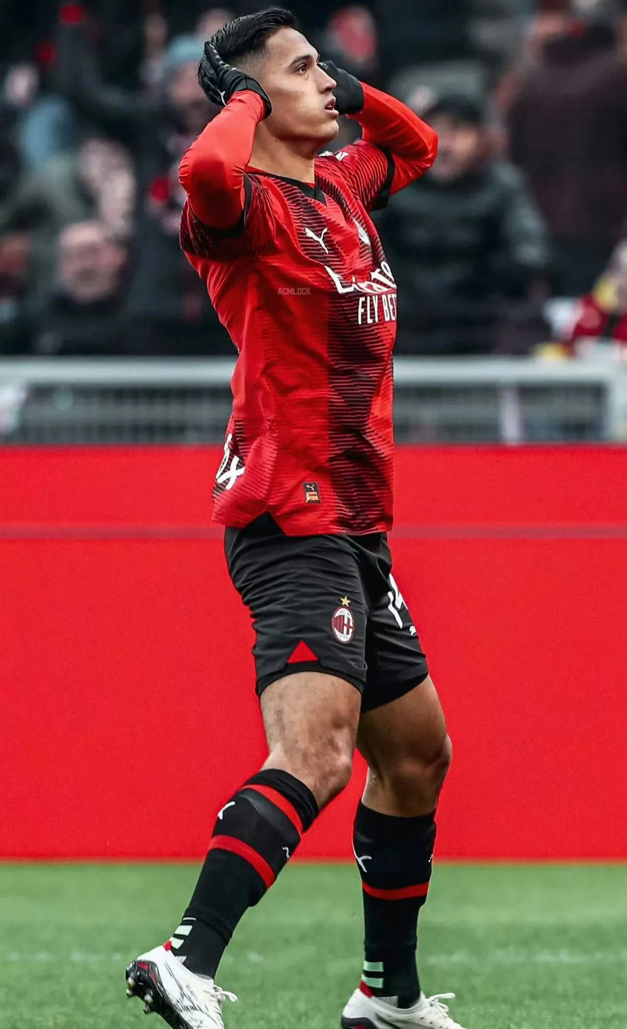 包含米兰德比再现悬念,国米取得关键胜利的词条 包含米兰德比再现悬念,国米取得关键胜利的词条