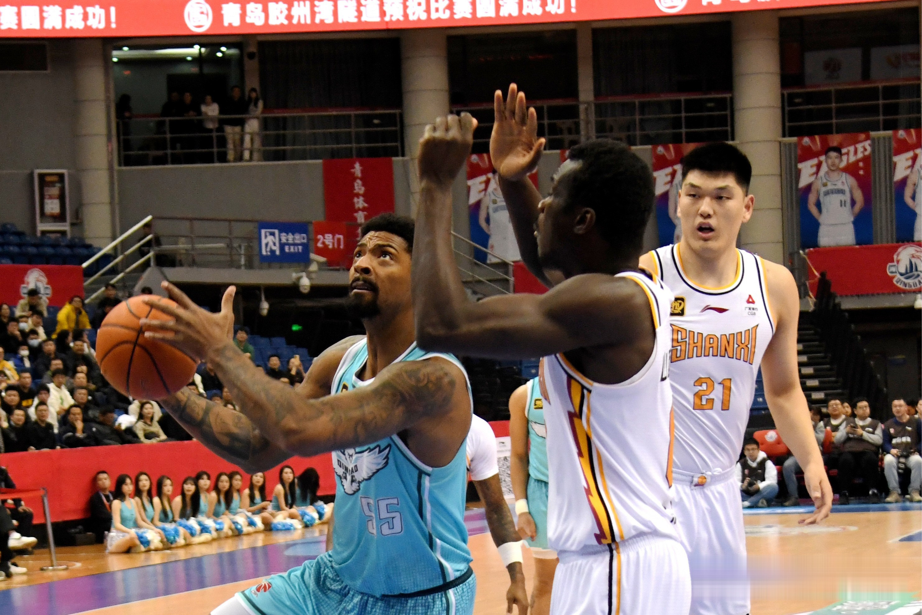 开云体育中国-四川男篮主场告捷，青岛队惨败新疆