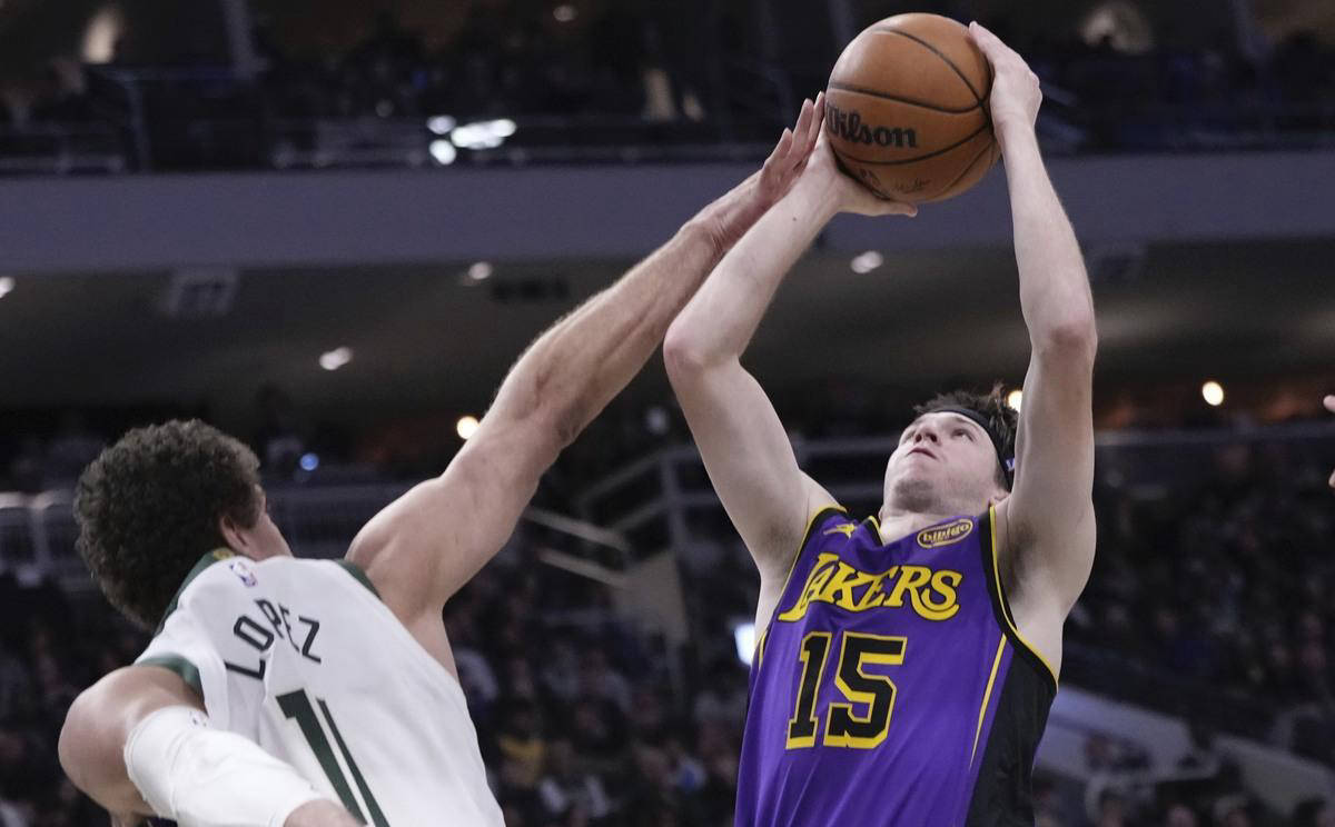 开云体育官网-灰熊队球员关注球队发展，表态为球队赢得比赛的简单介绍