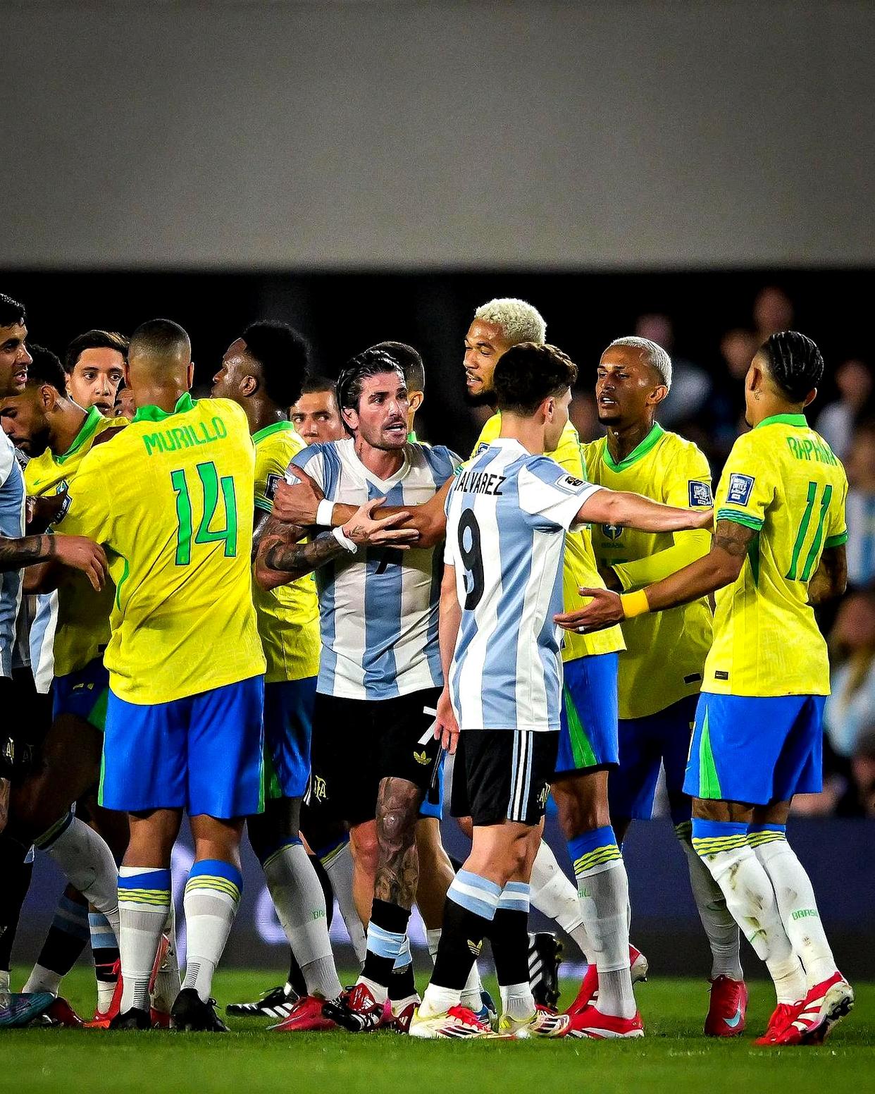 开云体育下载-包含巴西球星因伤缺席国家队比赛，或影响世界杯表现的词条