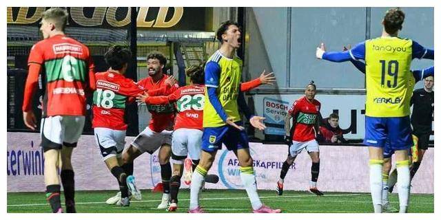 开云APP-韩国球队突围成功，晋级之路暂稳