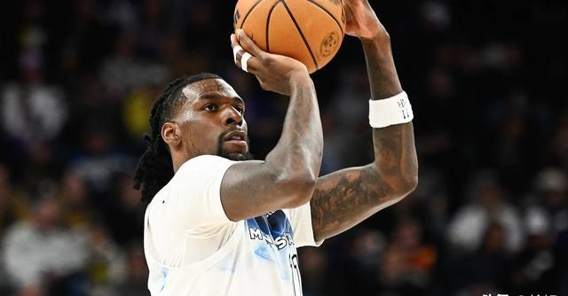 活塞内线球员表现糟糕，需加强训练