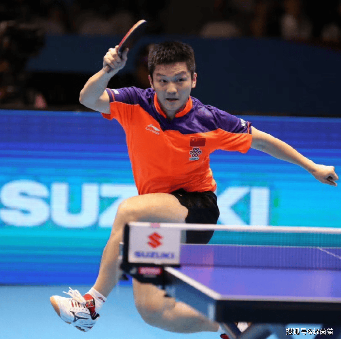 日本乒乓球队完胜法国乒乓球队，樊振东高光表现的简单介绍