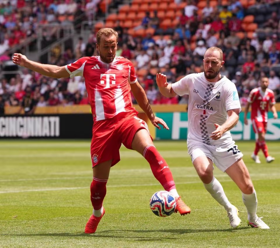 包含拜仁碾压巴黎,哈里·凯恩一己之力扛起全队的词条 包含拜仁碾压巴黎,哈里·凯恩一己之力扛起全队的词条